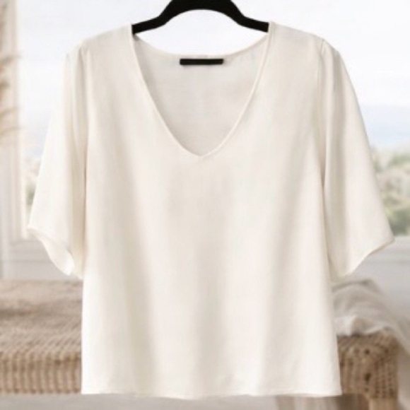Jenni Kayne Tops - Jenni Kayne Ivory Silk Scoop Neck Blouse Minimalist Short Sleeve Top Size M